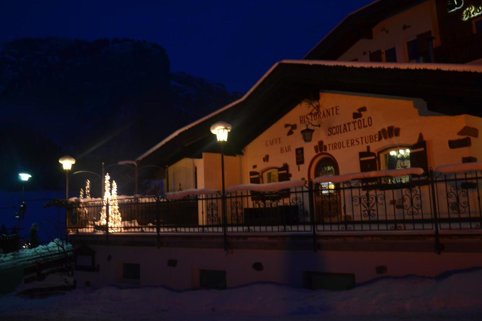 Hotel Scoiattolo Wolkenstein in Gröden Exterior foto
